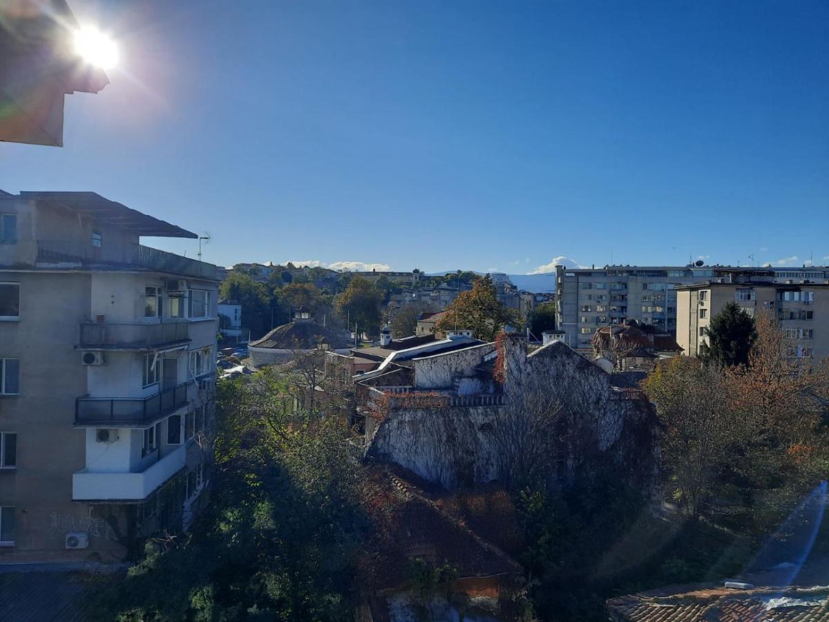 Chic 1Br Apartment With Balcony In Plovdiv Esterno foto