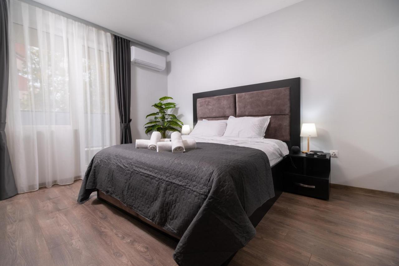 Chic 1Br Apartment With Balcony In Plovdiv Esterno foto