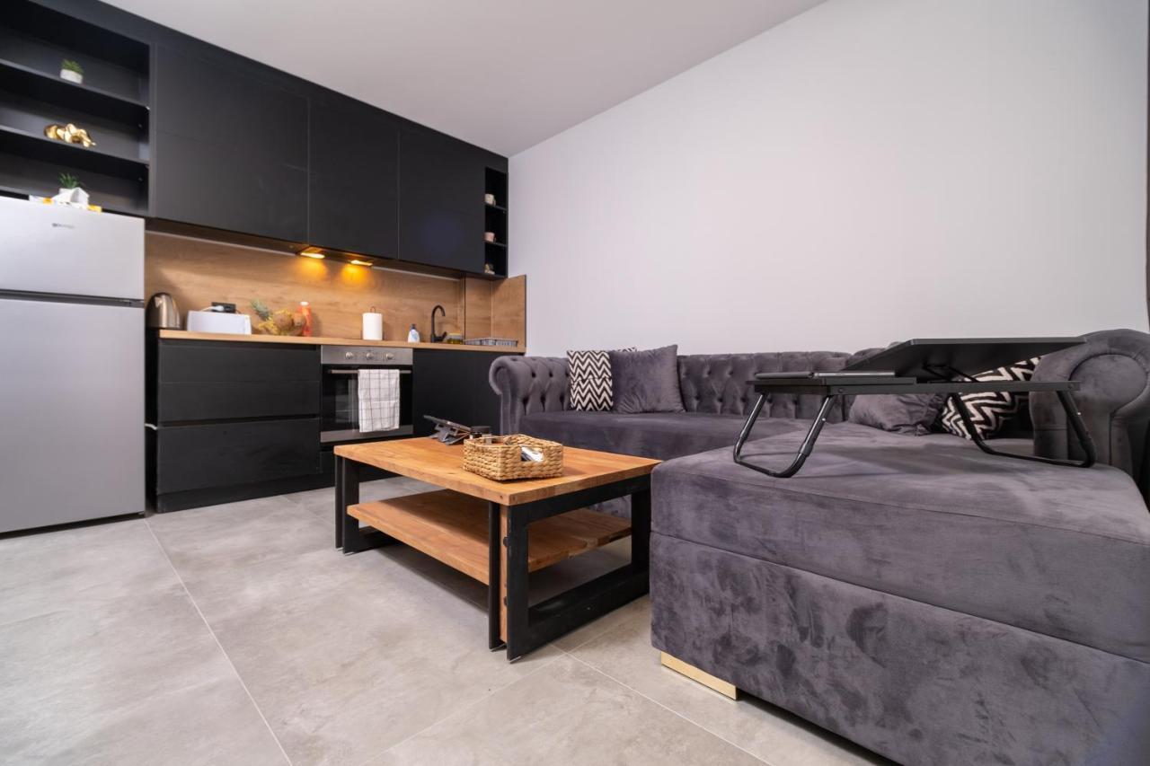 Chic 1Br Apartment With Balcony In Plovdiv Esterno foto